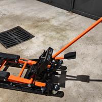 Cric sollevatore moto