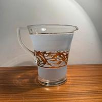 Caraffa vintage in vetro satinato e oro