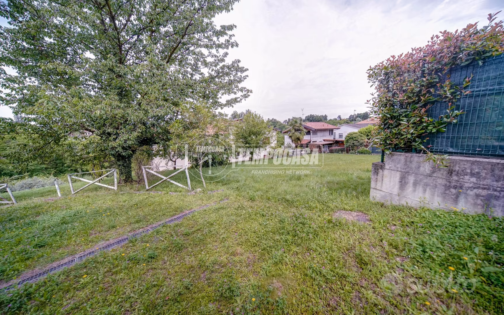 Terreno residenziale a Carnago Via Luxemburg - Vista 5