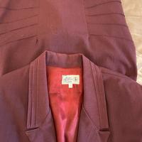 Completo donna con giacca corta e gonna a tubino