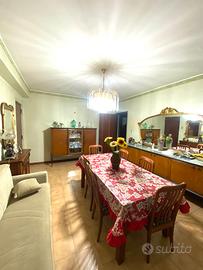 Gravina di Catania, zona strategica: Bilocale 70 m