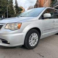 Lancia Voyager 2.8d 163cv Automatica 7 Posti