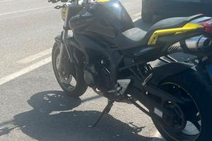 Yamaha FZ6