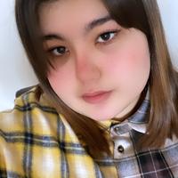 Adetta alle pulizie, babysitter, badante