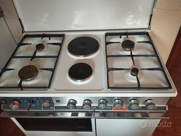 cucina forno a gas e elettrico 
