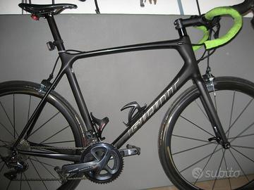BICI CORSA GIANT TCR CARBONIO