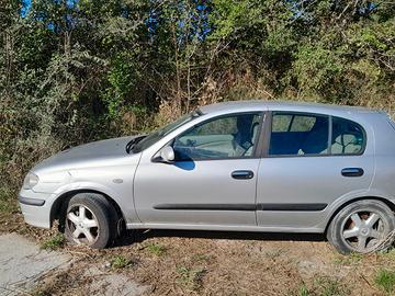 NISSAN Almera 2ª s./Tino - 2000