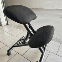 Sedia – sgabello ergonomico