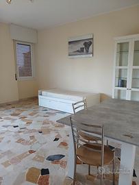 Due camere luminose solo donne spese tutto incluso