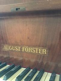 Pianoforte vert August Forster buone condizioni