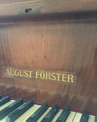 Pianoforte vert August Forster buone condizioni