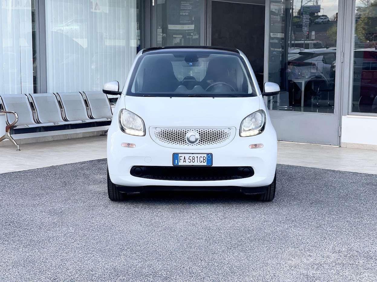 Smart Fortwo 2015 photo 2