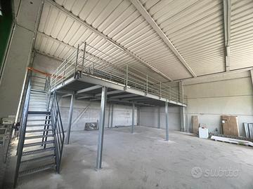 SOPPALCO INDUSTRIALE 40MQ CON SCALA