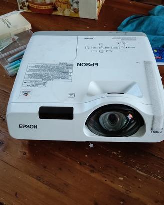 proiettore Epson EB-535W ottica corta