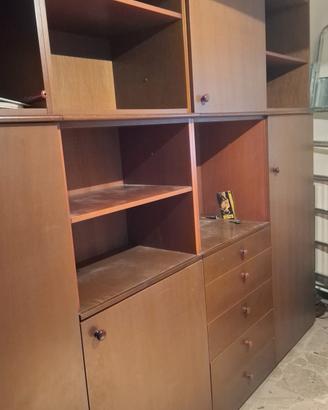Armadio con libreria integrata
