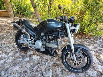 Ducati Monster 750 - 2002