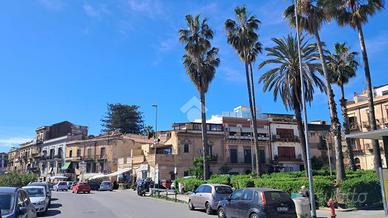 3 LOCALI A PALERMO