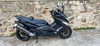 YAMAHA T MAX