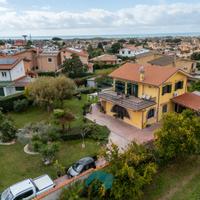 Ardea: villa unifamiliare su due livelli