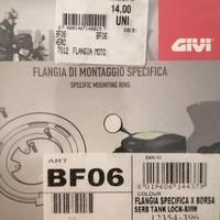 Flangia fissaggio borsa serbatoio moto GIVI