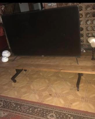 mobile ideato come porta TV 