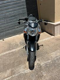Suzuki gsr 600