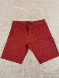 Pantaloncini rossi trama barchette