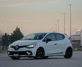 Renault Clio RS Trophy