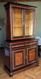 Vetrina firmata Gordovil