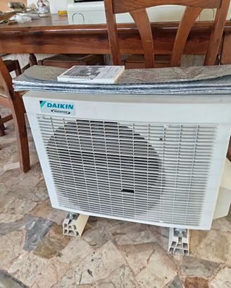 condizionatore daikin inverter 