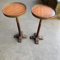 Tavolini antichi di un bar di roma