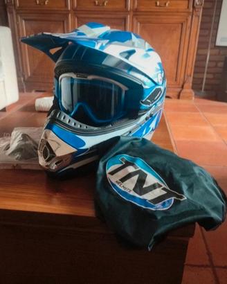 casco TNT