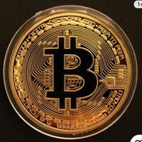 Bitcoin moneta moderna placcata oro