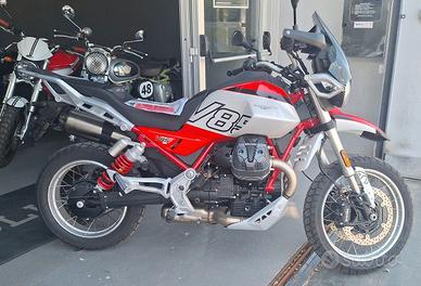 Moto Guzzi V85TT 3 mesi con km 600