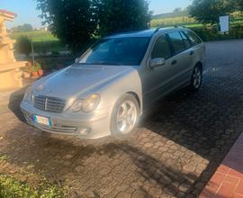 Mercedes c220, 2005