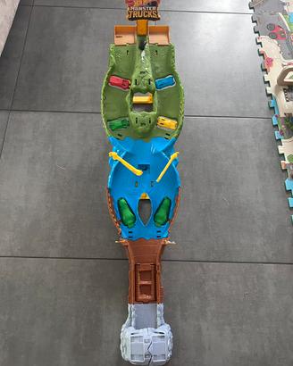 Pista monster truck