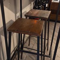 Tavolo con 2 Sgabelli in Ferro Battuto e Legno 