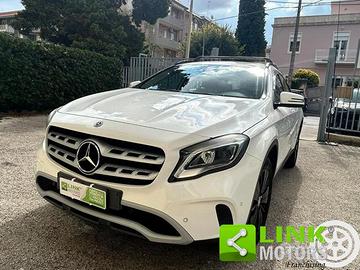 MERCEDES-BENZ GLA 180 PREMIUM AUTOMATICA