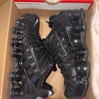 scarpe shox nere
