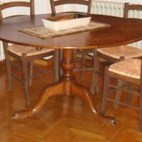 tavolo tondo  in legno