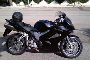 Honda VFR 800 V-tech