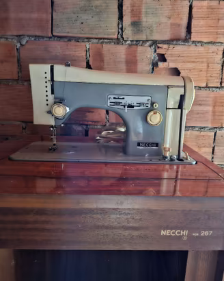 Macchina da cucire