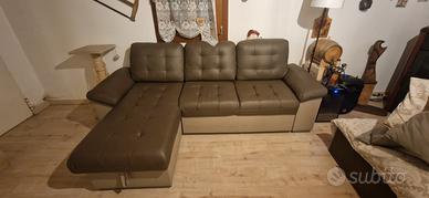 divano 3 posti con penisola letto