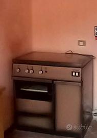 Cucina 4 fuochi e forno ARISTON