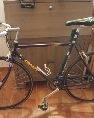 Bici da strada anni 90 marca Giant