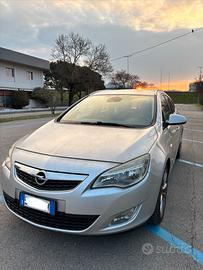 Opel Astra 1.7 CDTi Sport Tourer SW (2012)