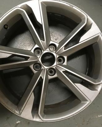 CERCHIO 19" AUDI Q3 83A601025M ORIGINALE