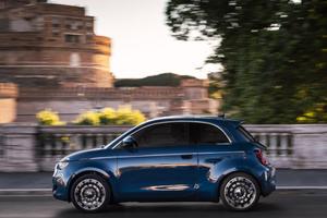 FIAT 500e La Prima Berlina 42 kWh