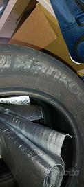 Pneumatici 225/60R17