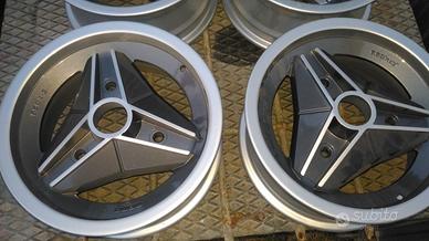4 cerchi in lega vintage x Renault interasse 3x150